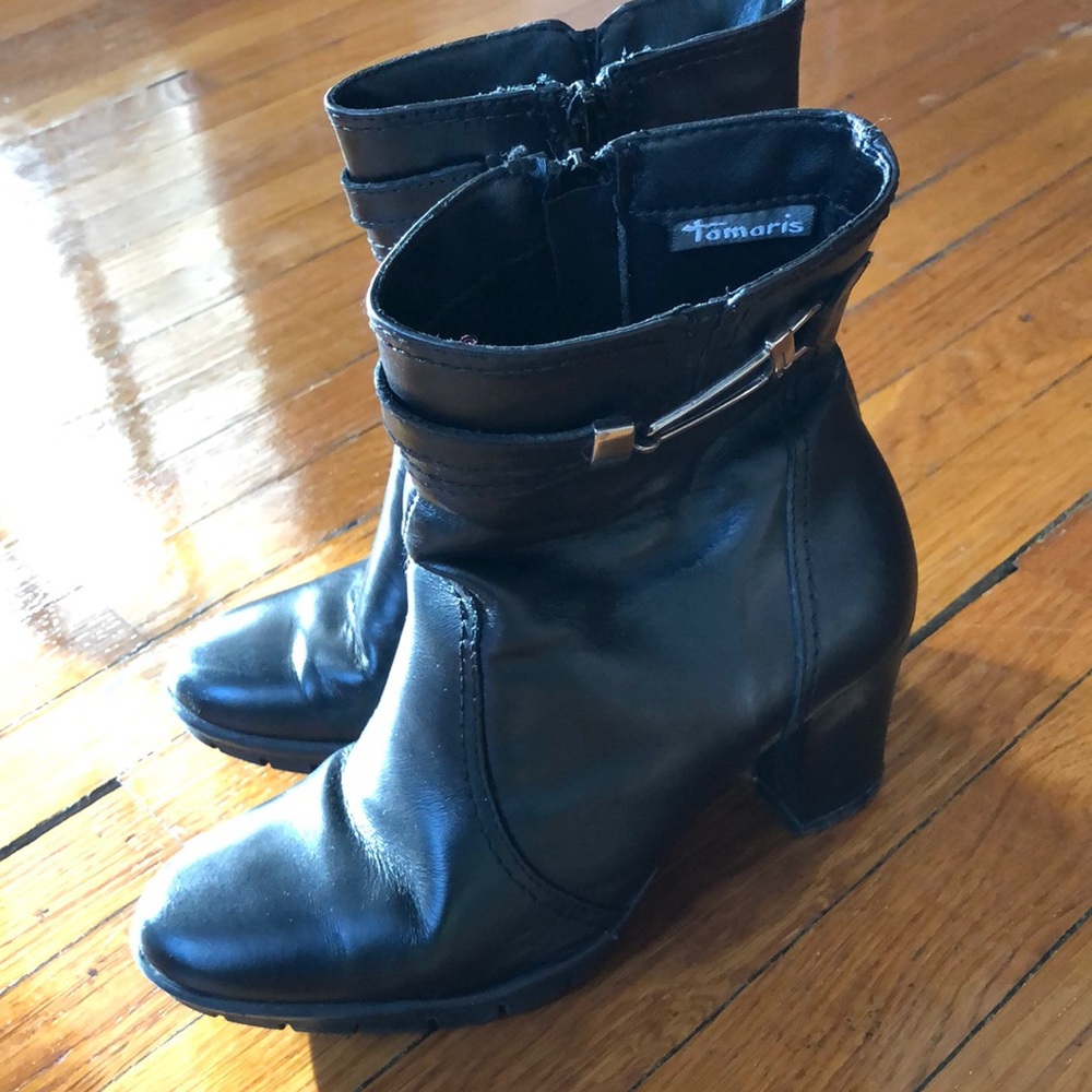 Tamaris leather ankle boots size 5